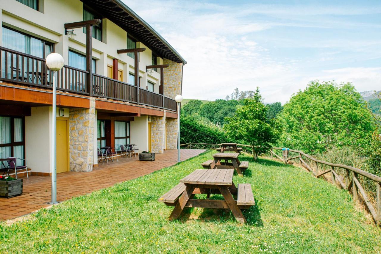 Apartamentos Aldea Del Puente Cangas de Onis Luaran gambar