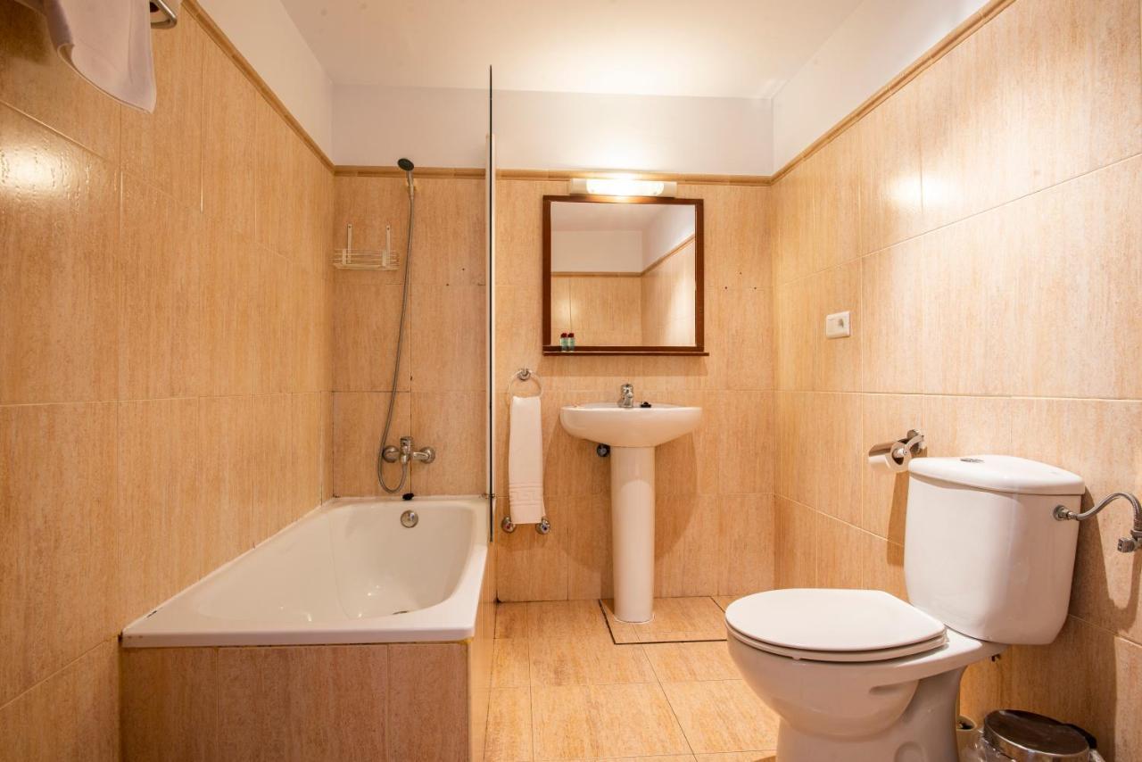 Apartamentos Aldea Del Puente Cangas de Onis Luaran gambar