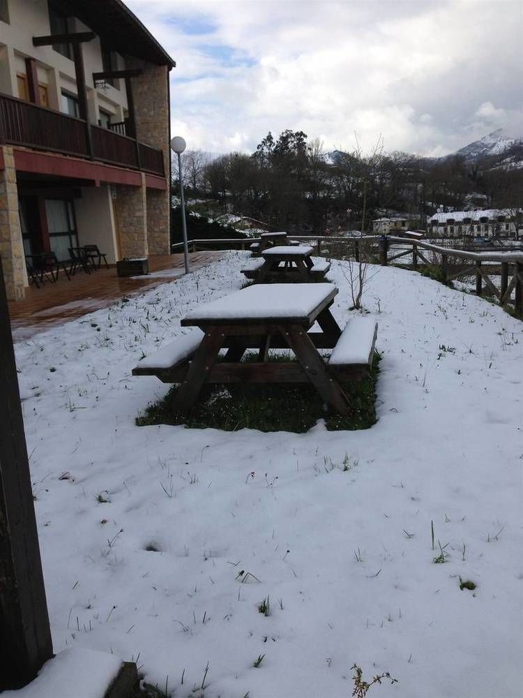 Apartamentos Aldea Del Puente Cangas de Onis Luaran gambar